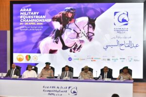 وزير الرياضة يكرم أبطال دولية الفروسية بمدينة مصر الدولية للألعاب الأولمبية